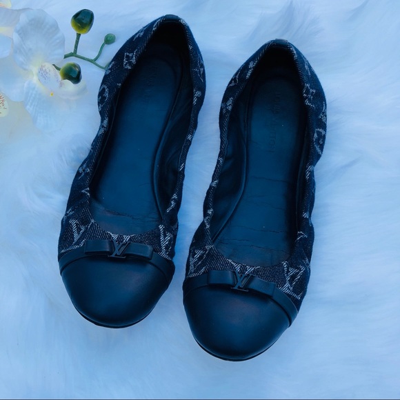 Louis Vuitton Shoes - LV flats ballerina shoes